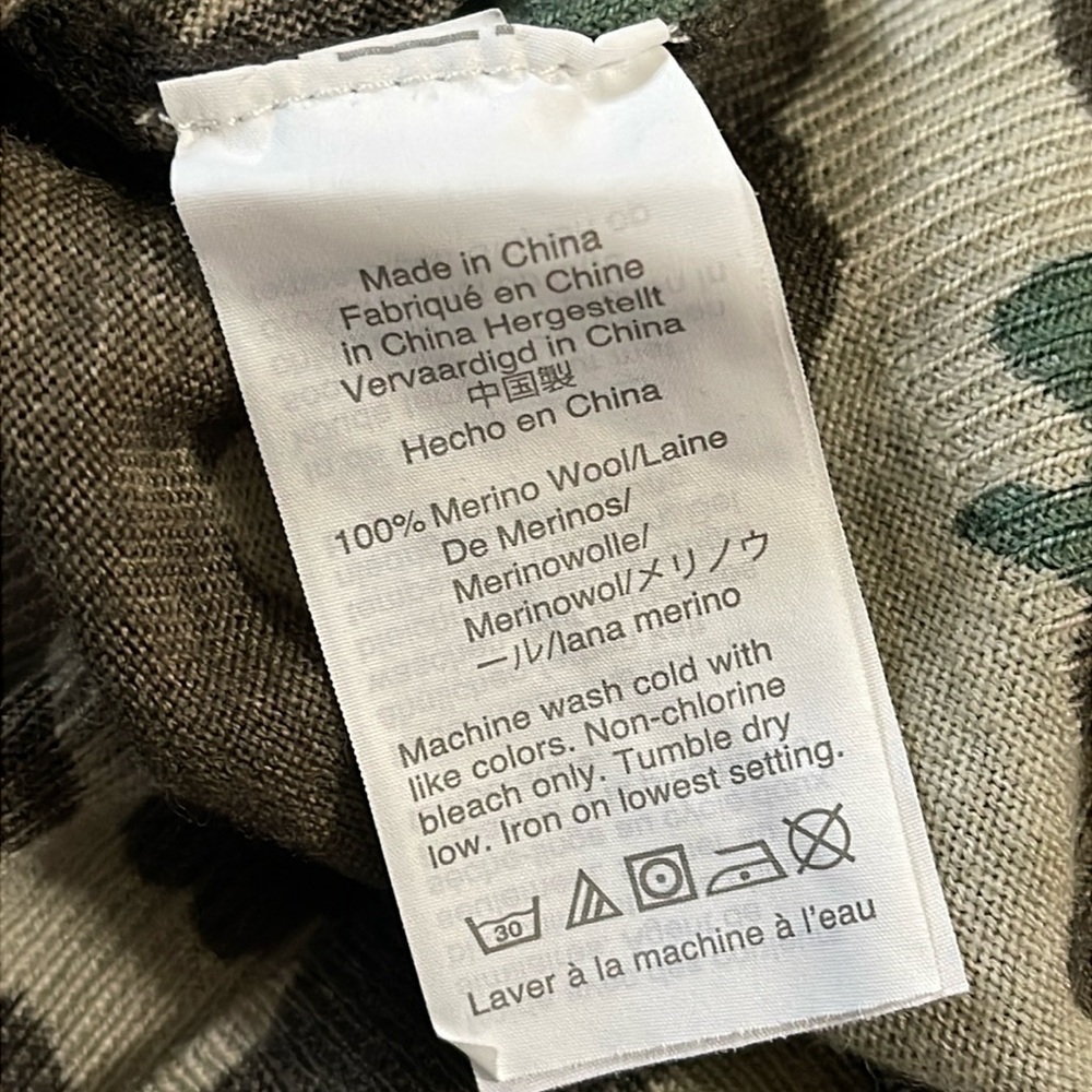 J. Crew Merino Wool Crew Neck Light Sweater in Green Brown Camo Sz. Medium - Picture 15 of 15